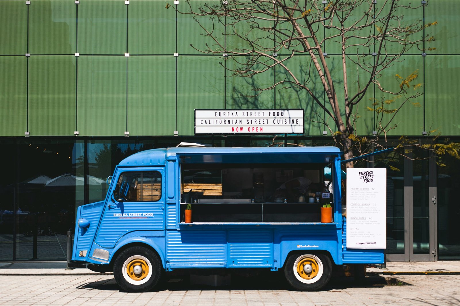 The Mystery of the Zintzuni Food Truck in Oakland